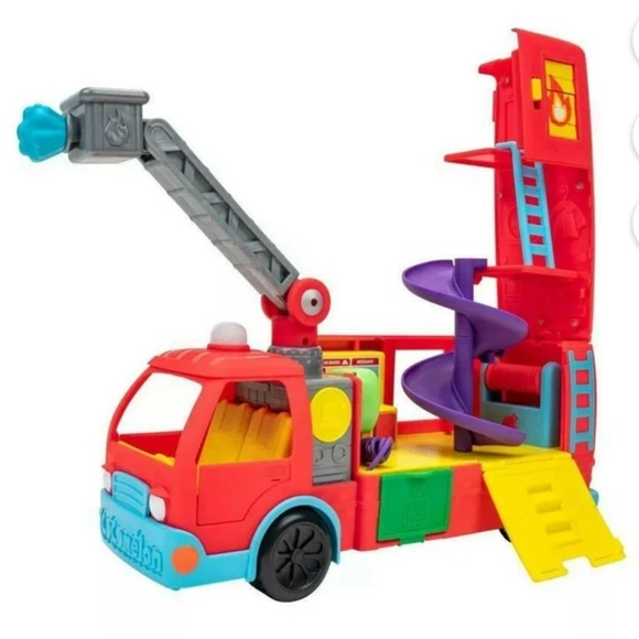 CoComelon Transforming Fire Truck - Picture 6 of 7